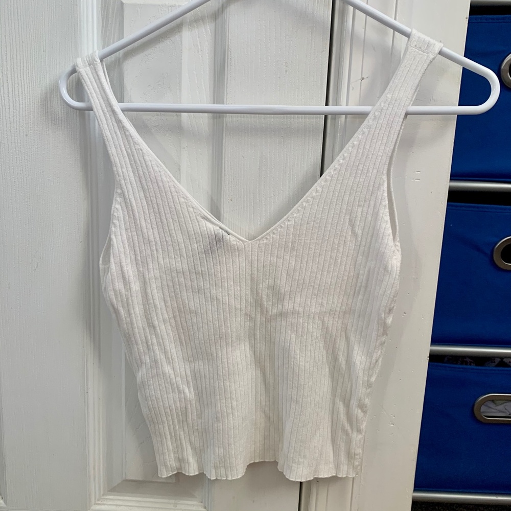 NWOT H&M White Ribbed Tank Top - Picture 2 of 3